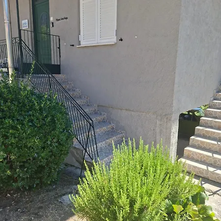 Mainalo View House Appartement