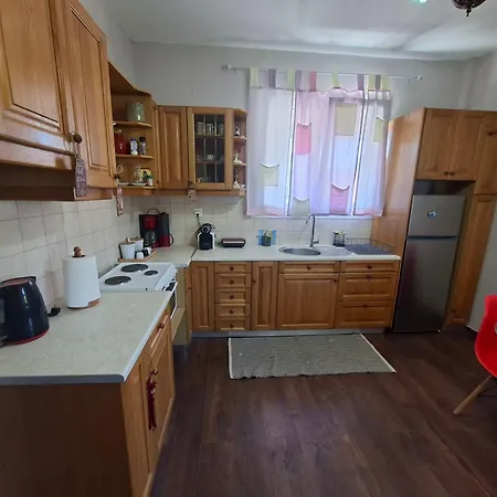 Mainalo View House * فيتينا